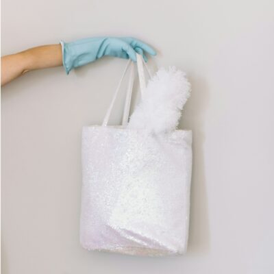 duster in bag